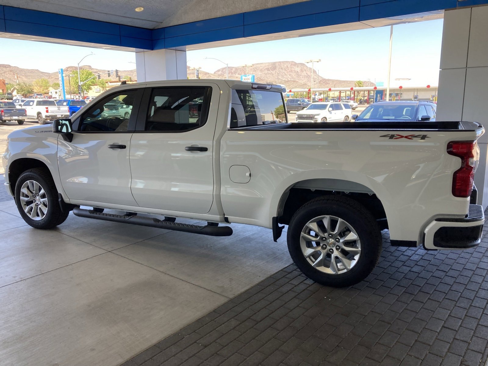 2026 Chevrolet Silverado 1500 Custom photo 11