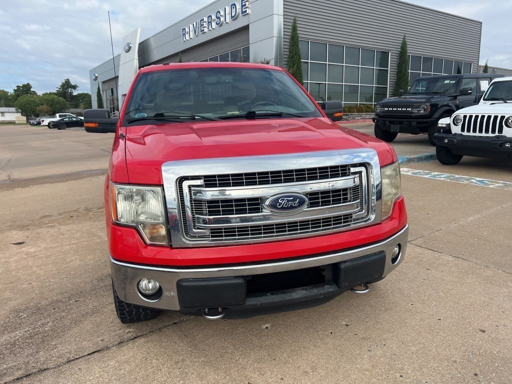 2013 Ford F-150 XLT photo 2