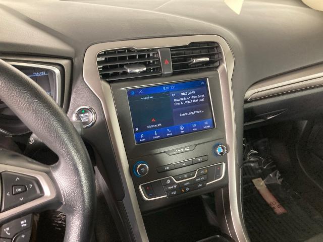 Used 2020 Ford Fusion SE with VIN 3FA6P0HD5LR125289 for sale in Elk River, Minnesota