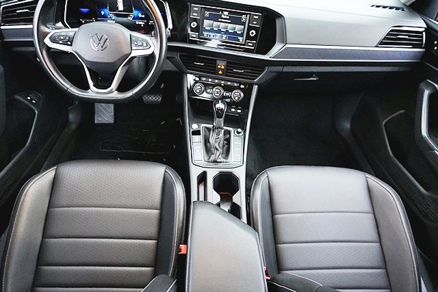 Used 2024 Black Volkswagen 1.5T SE image 18