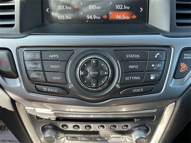 2020 Nissan Pathfinder SL photo 25