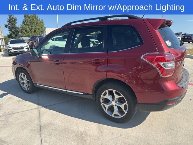 2015 Subaru Forester 2.5i Touring photo 4