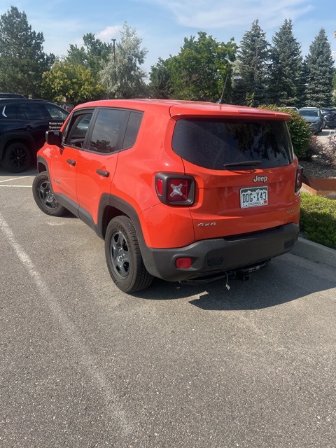 2017 Jeep Renegade Sport photo 3