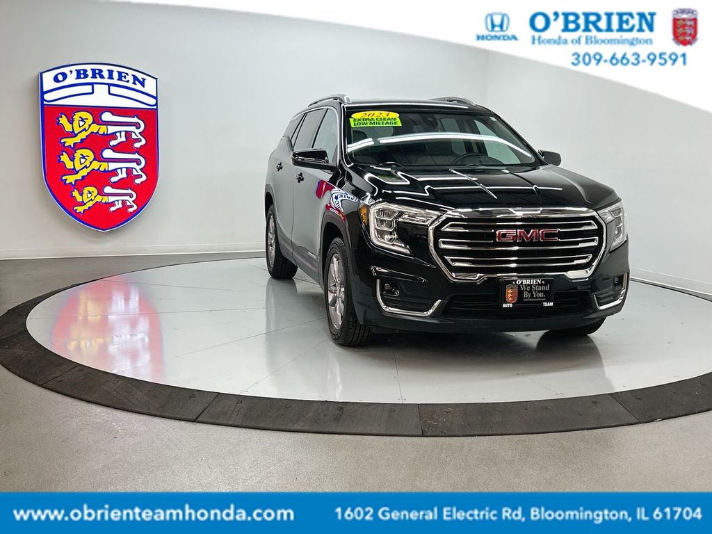 2023 GMC Terrain SLT's photo