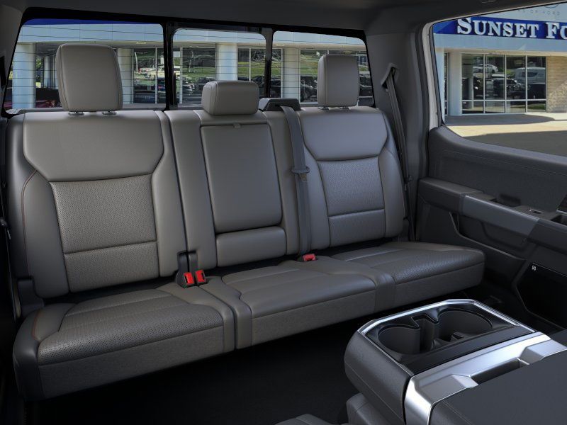 2025 Ford F-150 Lariat photo 9