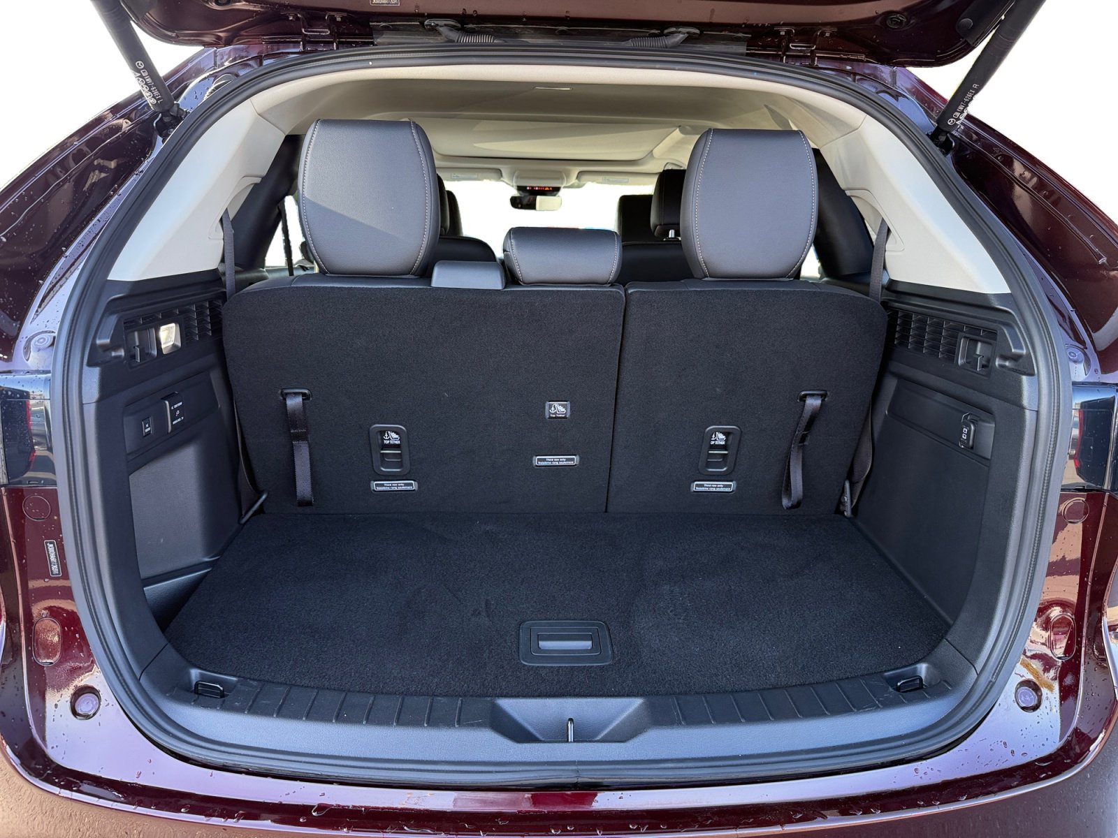 2024 Mazda CX-90 Premium photo 17