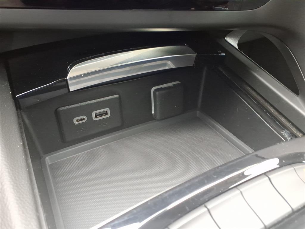 2023 Buick Envision Essence photo 24