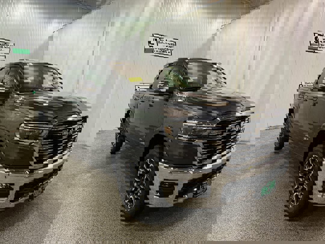 2026 RAM Ram 1500 Pickup Laramie's photo