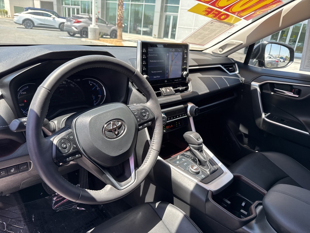 2022 Toyota RAV4 Hybrid Limited photo 9