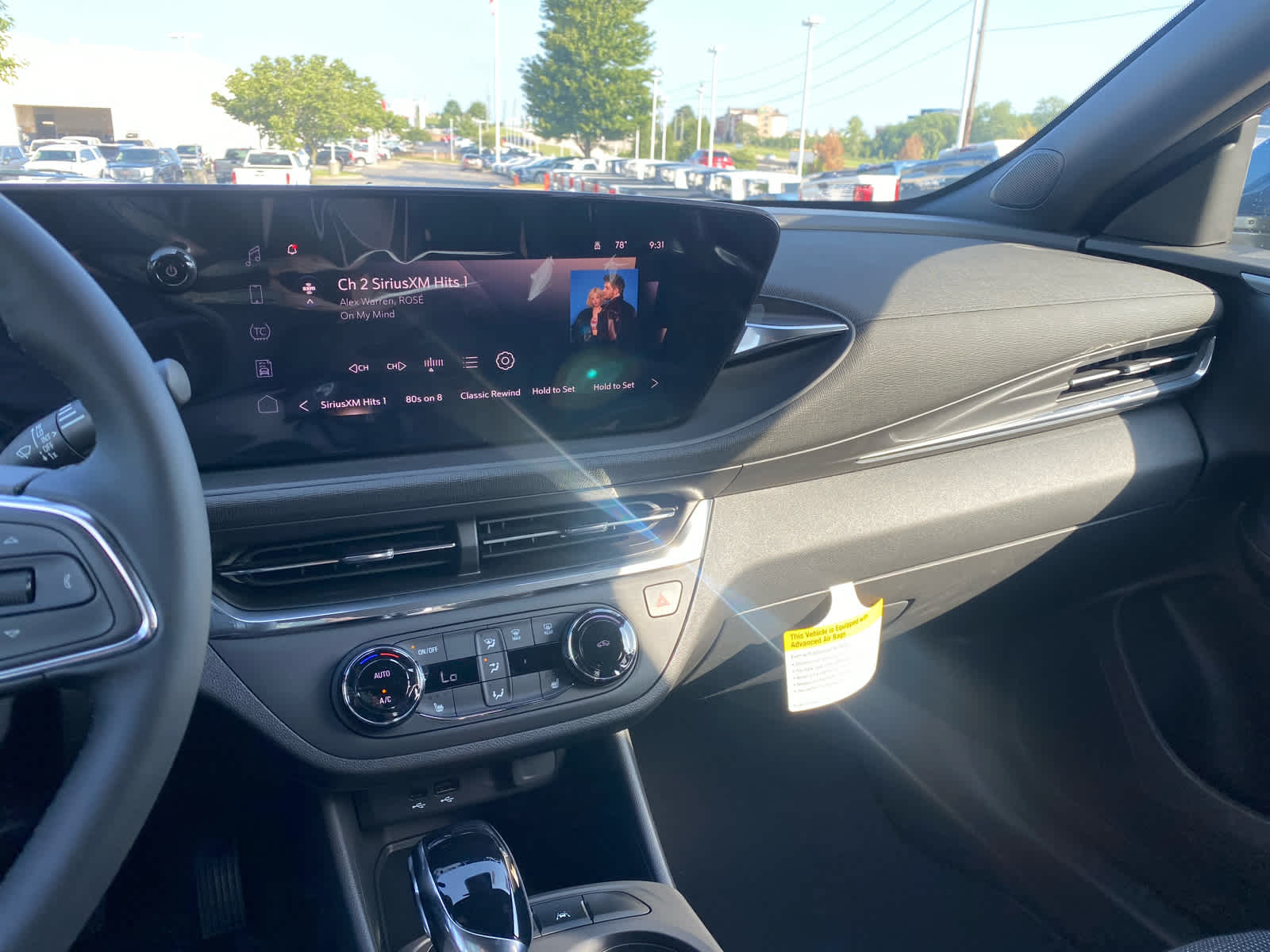 2025 Buick Envista Preferred photo 41