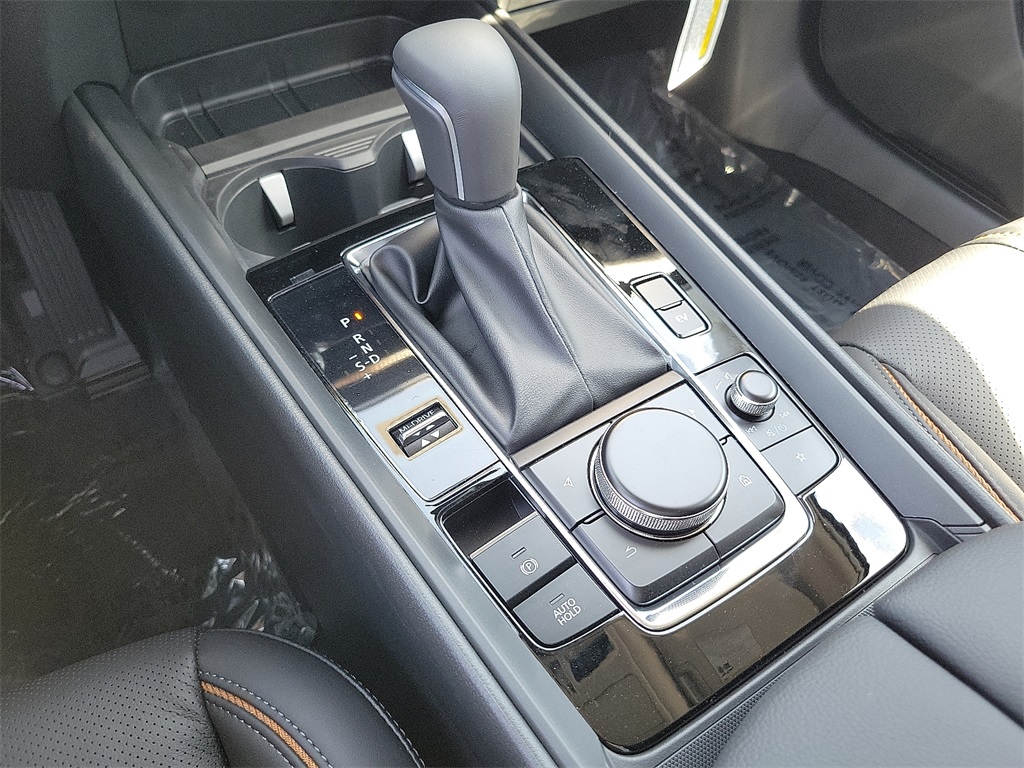 2025 Mazda CX-50 Premium Plus photo 9