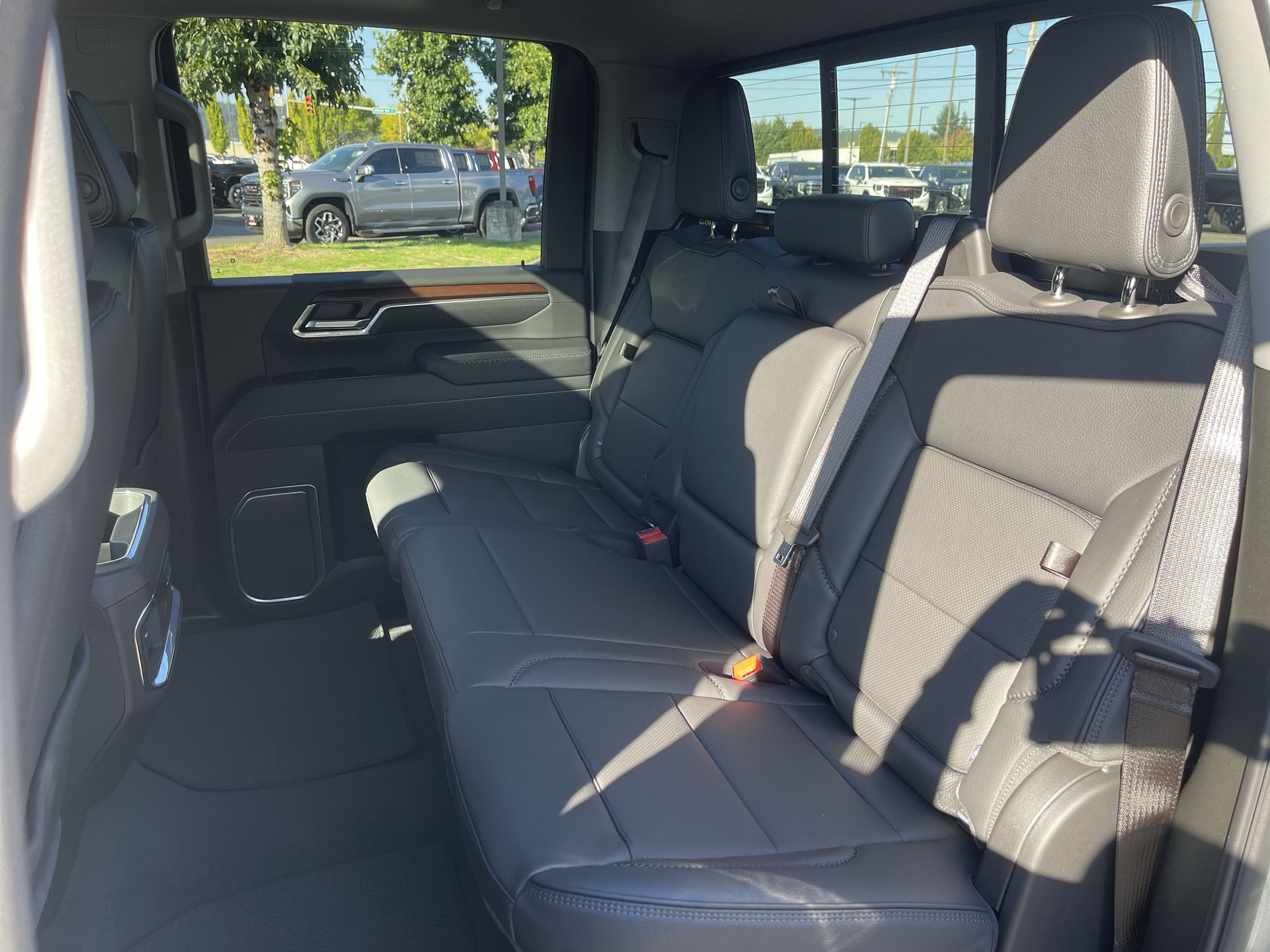 2026 Gmc Sierra 3500 HD Denali photo 25
