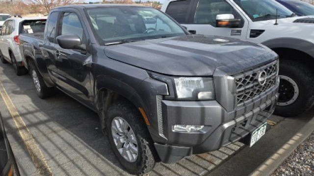 2022 Nissan Frontier SV's photo