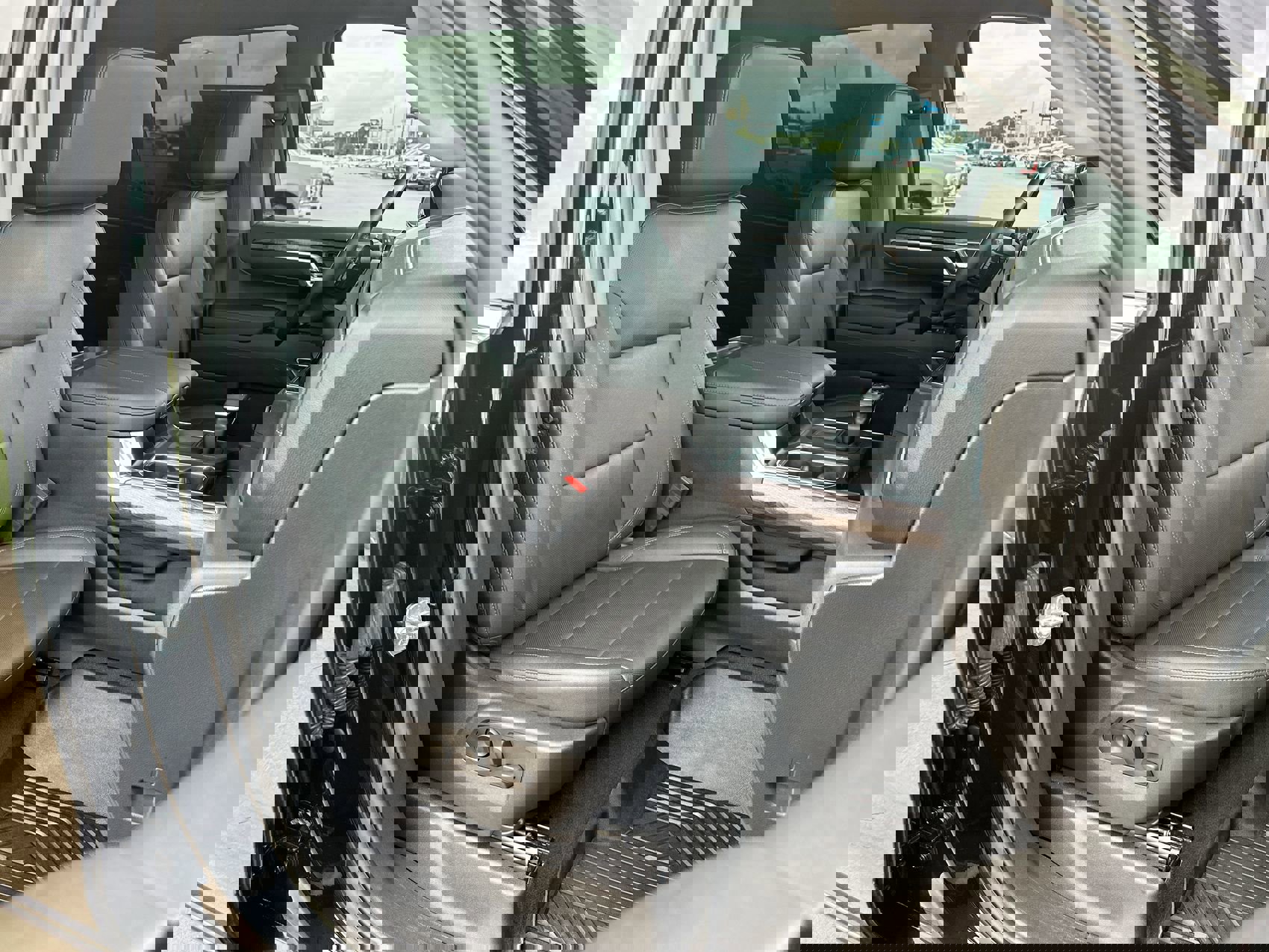 2023 Chevrolet Silverado 1500 LTZ photo 25