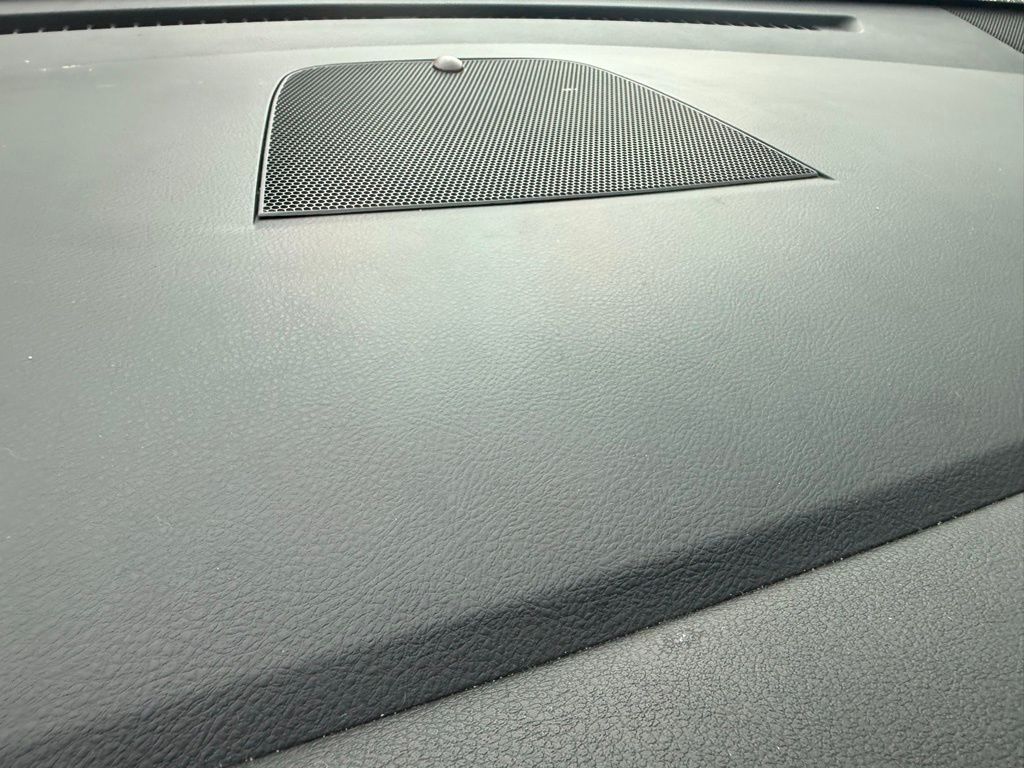 2017 Toyota Sienna L photo 9