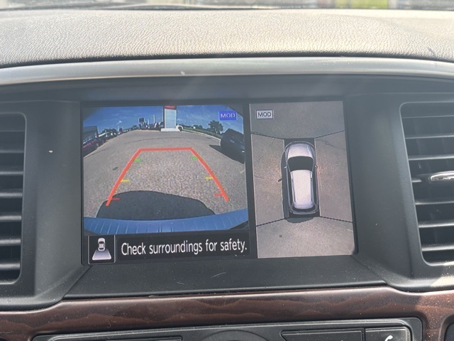 2019 Nissan Pathfinder Platinum photo 18