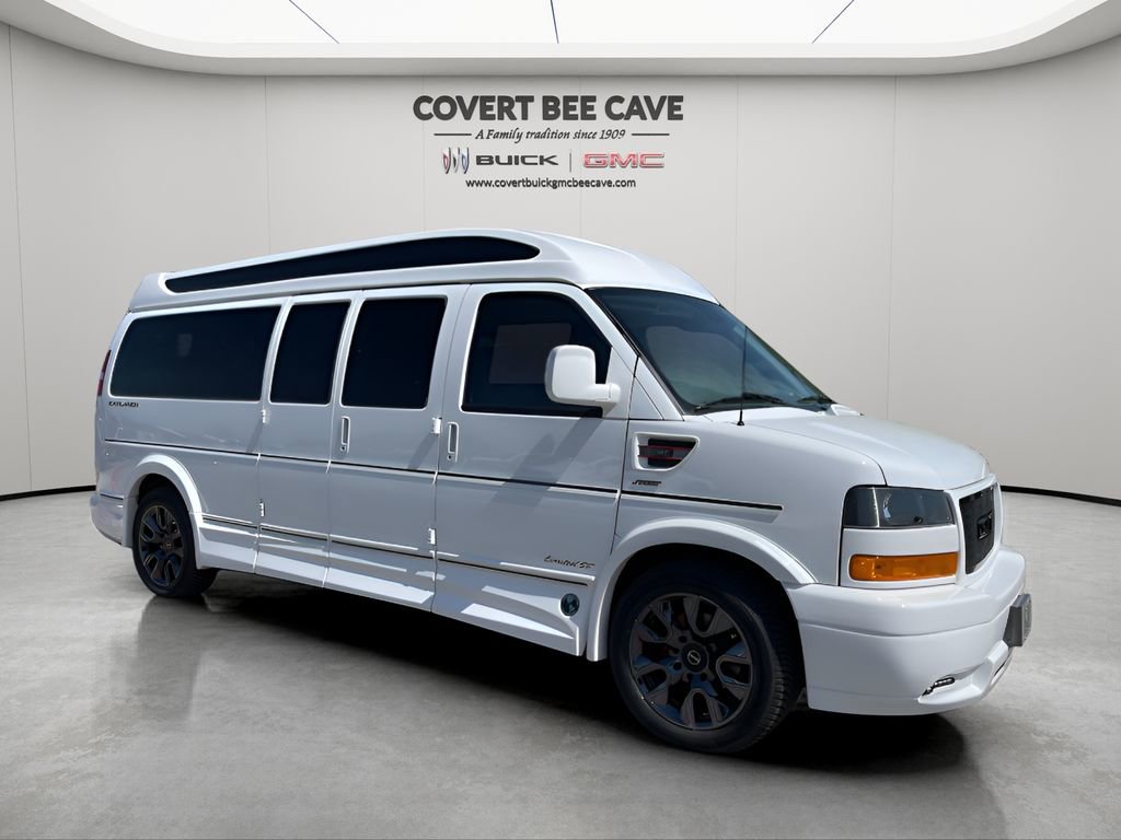 2025 GMC Savana Cargo Work Van's photo