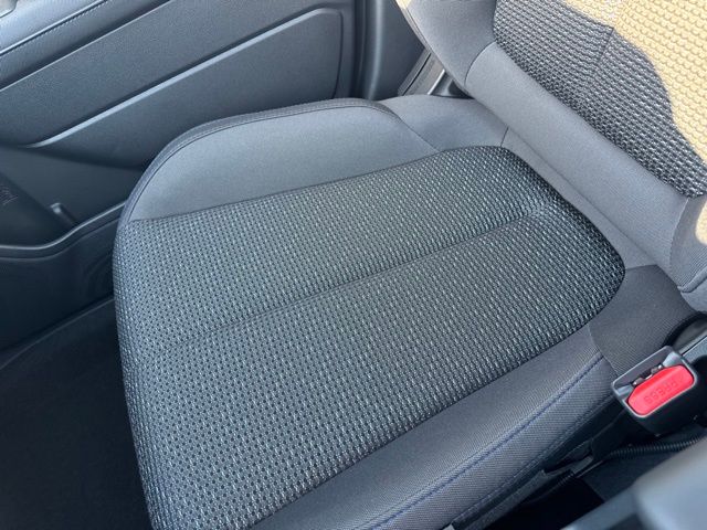 2025 Subaru Forester Premium photo 24