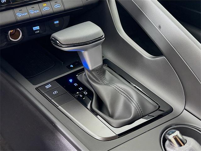 2025 Hyundai Elantra SEL Sport photo 22