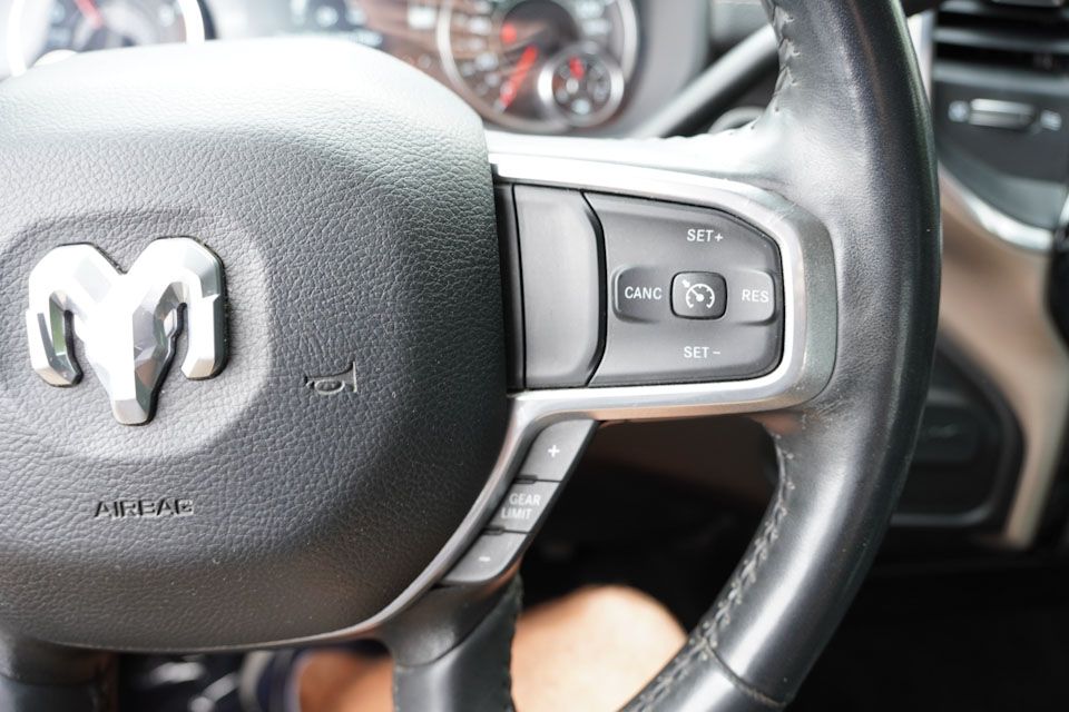 2024 Ram 2500 Laramie photo 30
