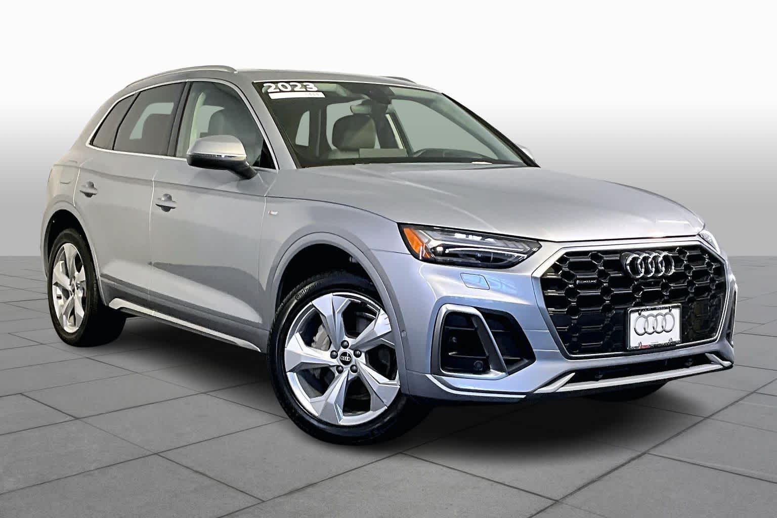 2023 Audi Q5 S line Premium Prestige photo 2