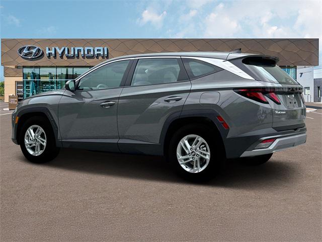 2025 Hyundai Tucson SE photo 4