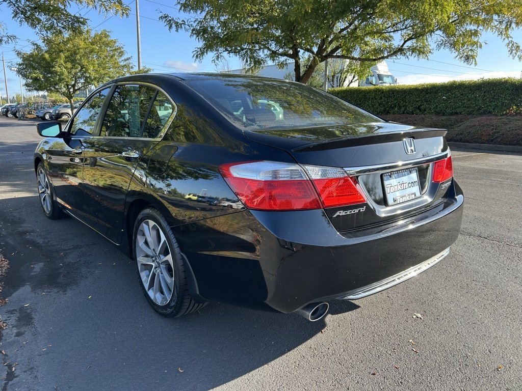 2015 Honda Accord Sport photo 5