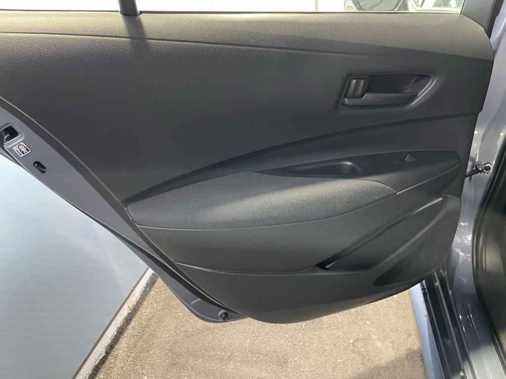 2024 Toyota Corolla Hybrid LE photo 18