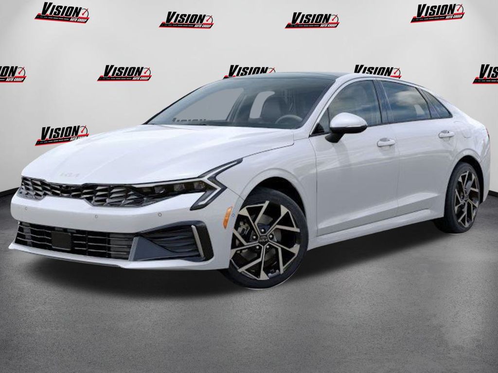 2025 Kia K5 EX's photo