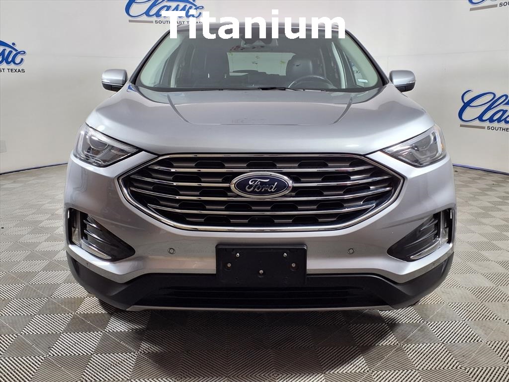 2024 Ford Edge Titanium photo 4