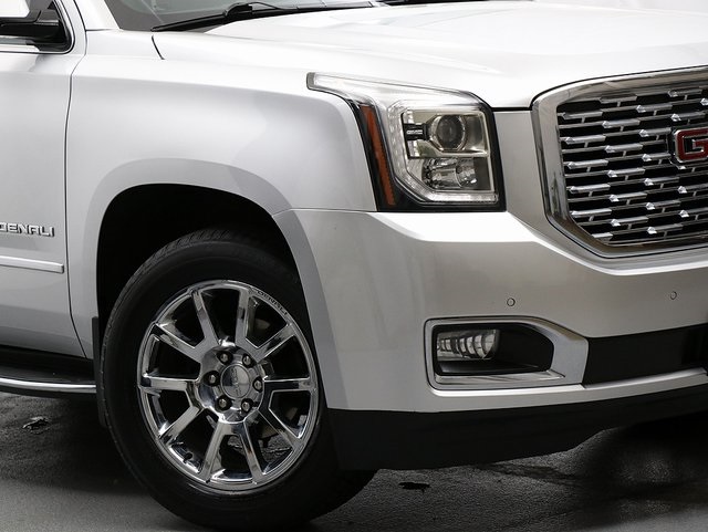 2019 Gmc Yukon Denali photo 3