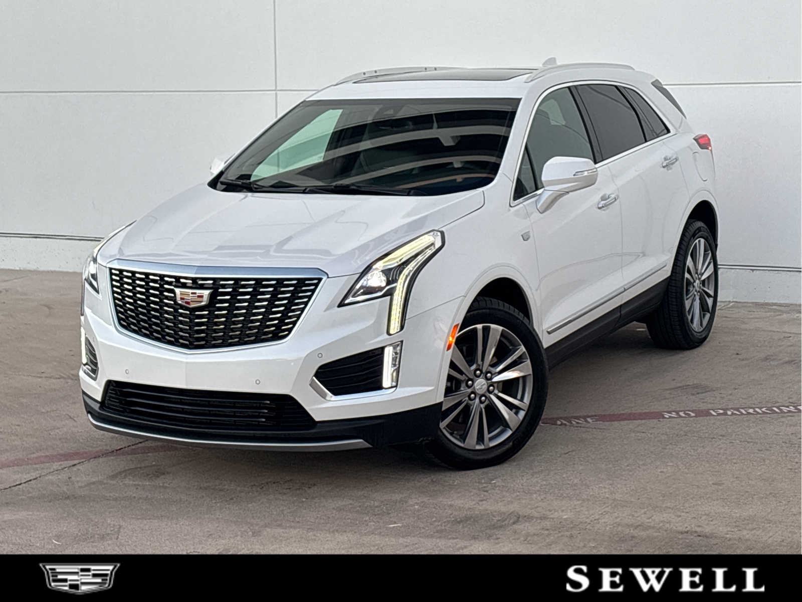 2025 Cadillac XT5 Premium Luxury's photo