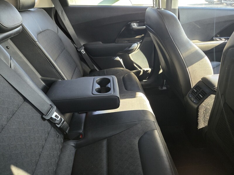 2017 Kia Niro EX photo 4