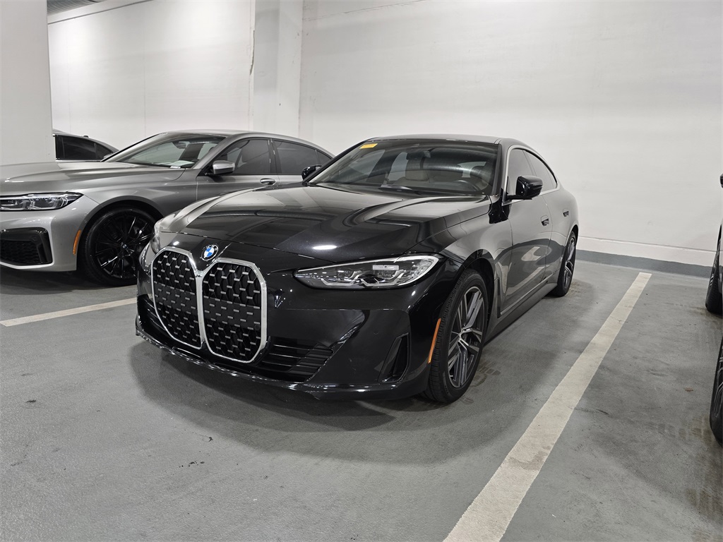 2022 BMW 4 Series 430i's photo