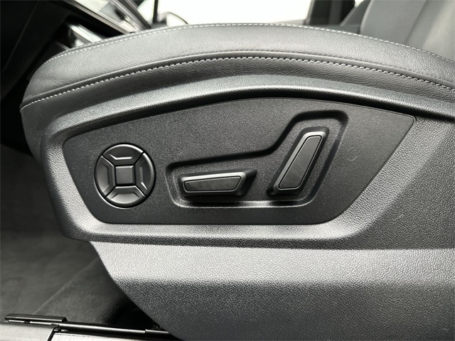 2025 Audi Q7 55 Premium photo 4