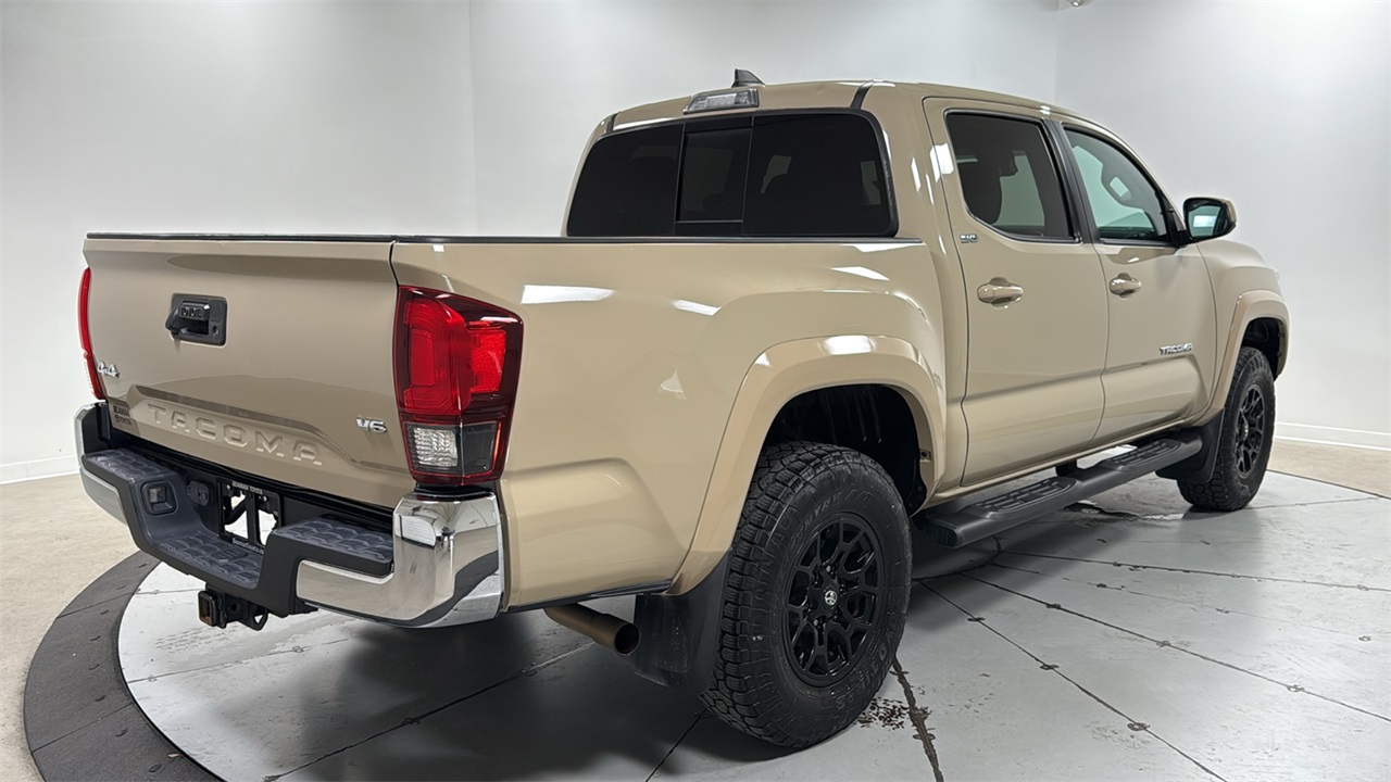 2019 Toyota Tacoma SR5 photo 3