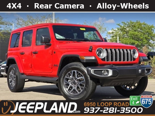 2025 Jeep Wrangler 4-Door Sahara's photo