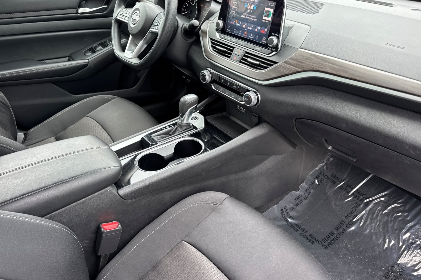 2024 Nissan Altima 2.5 SV photo 18