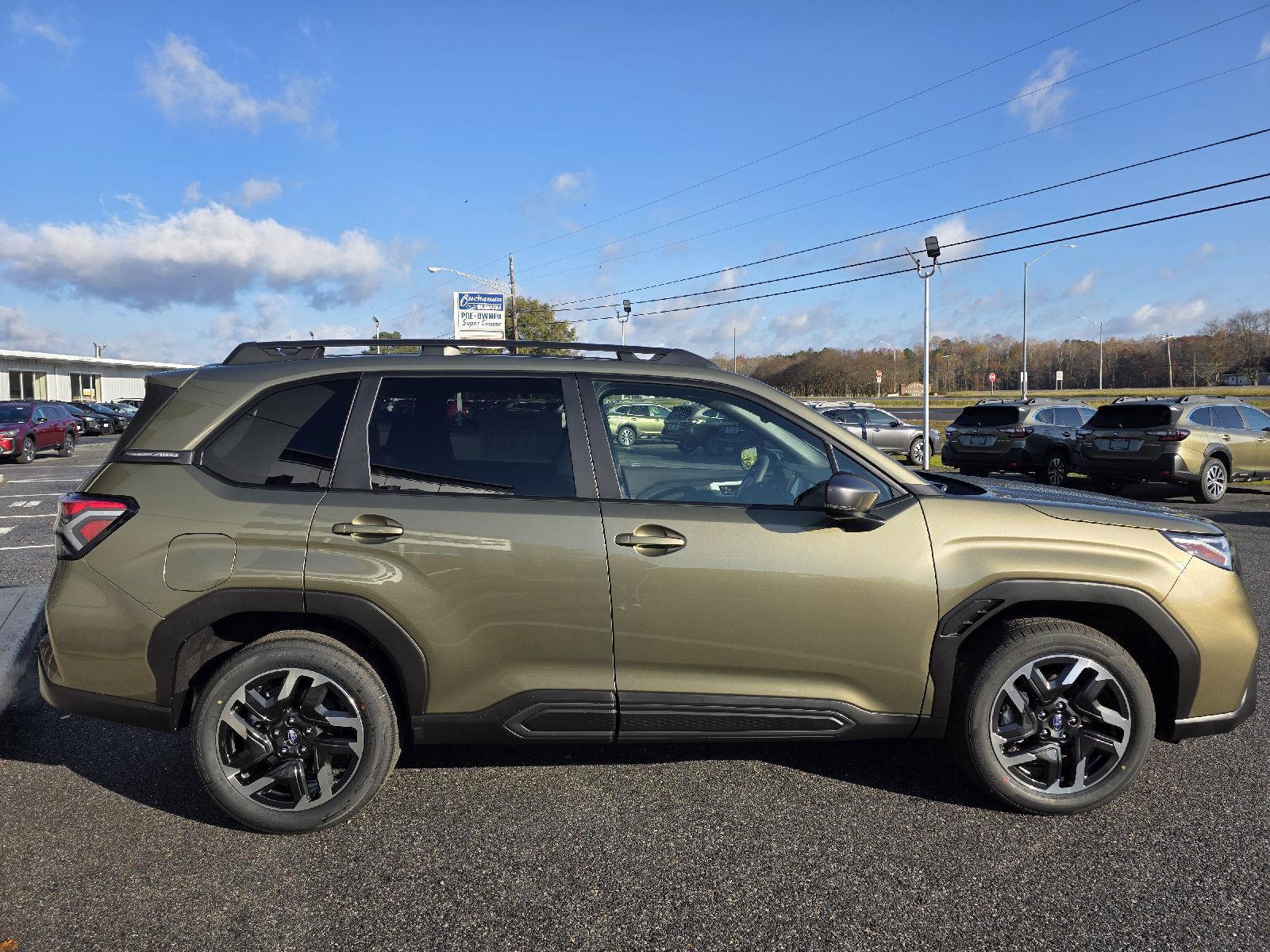 2025 Subaru Forester Limited photo 3