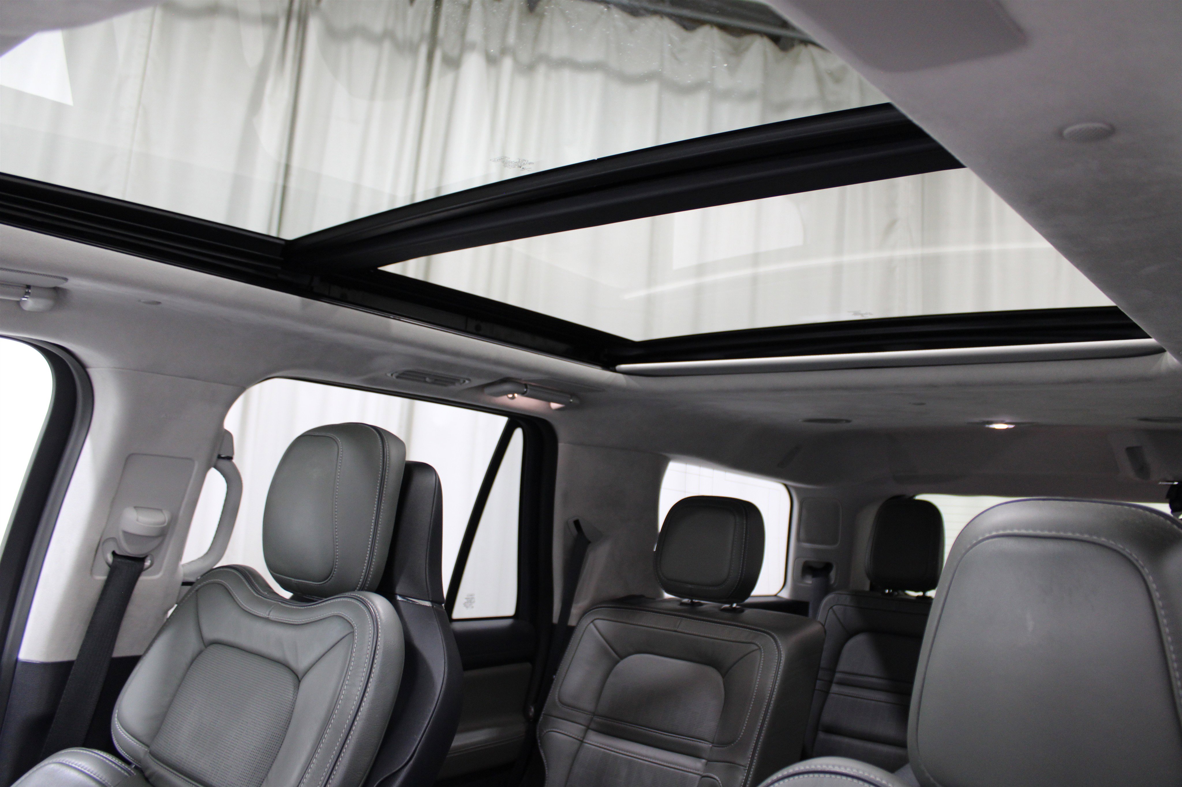 2022 Lincoln Navigator Black Label photo 22