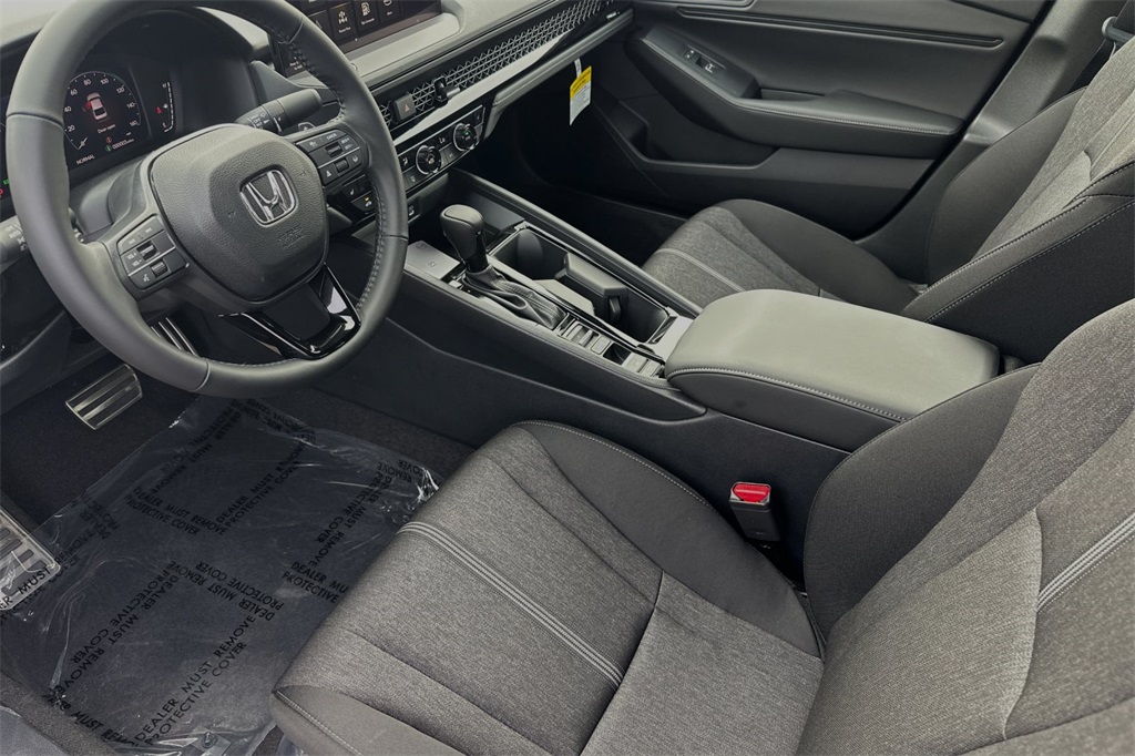 2025 Honda Accord Hybrid Sport photo 10