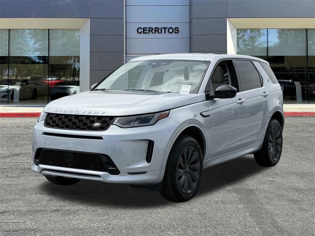 2025 Land Rover Discovery Sport S's photo