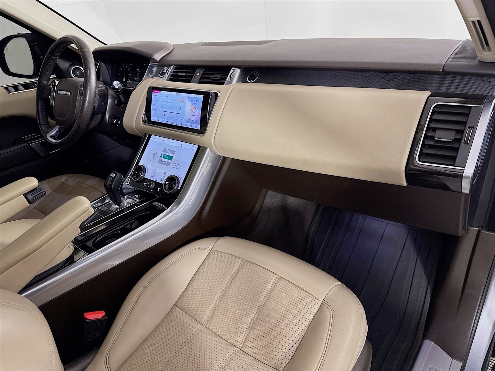 2020 Land Rover Range Rover Sport HSE photo 23