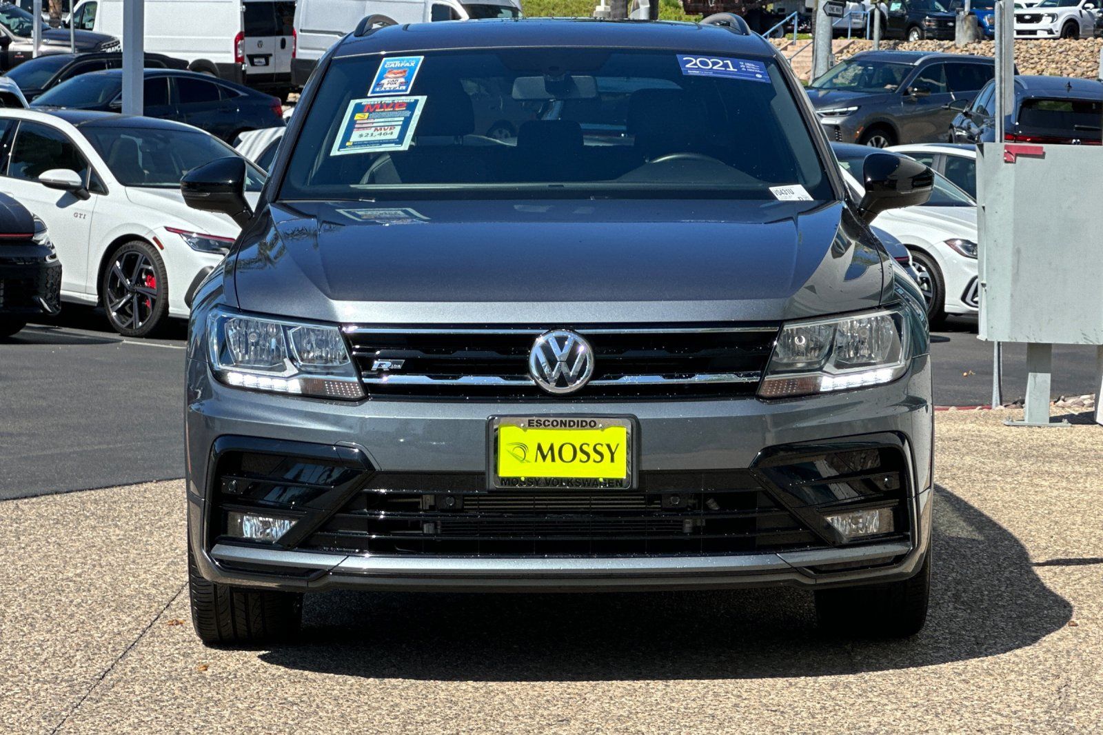 2021 Volkswagen Tiguan SE R-Line Black photo 8