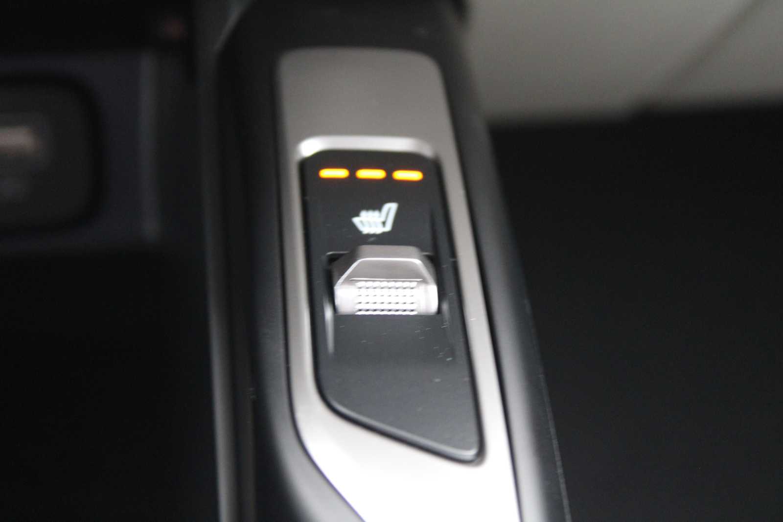 2025 Kia Sorento Hybrid EX photo 35