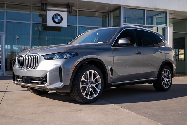 2026 BMW X5 40i's photo