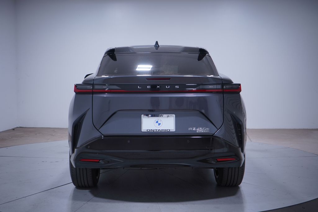 2023 Lexus RZ 450e Luxury photo 5