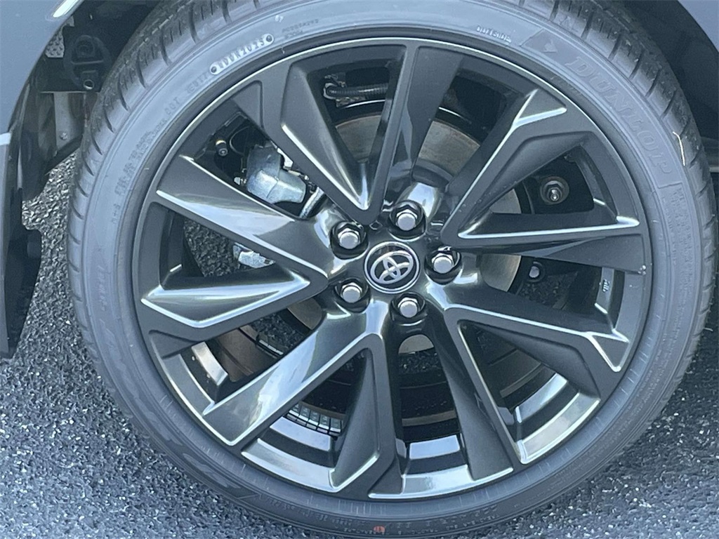 2026 Toyota Corolla SE photo 9
