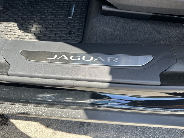 2026 Jaguar F-PACE P250 R-Dynamic S photo 35