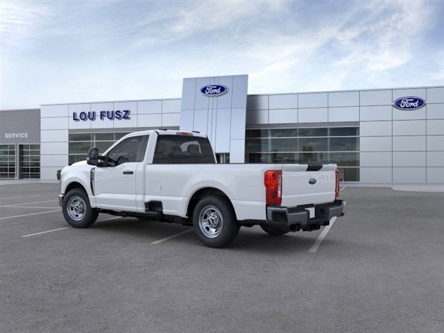 2024 Ford F-350 photo 4